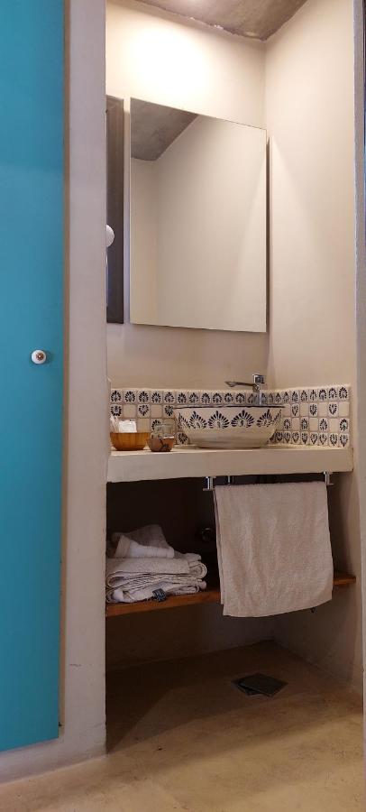 Hotel Tulmas ティルカラ エクステリア 写真